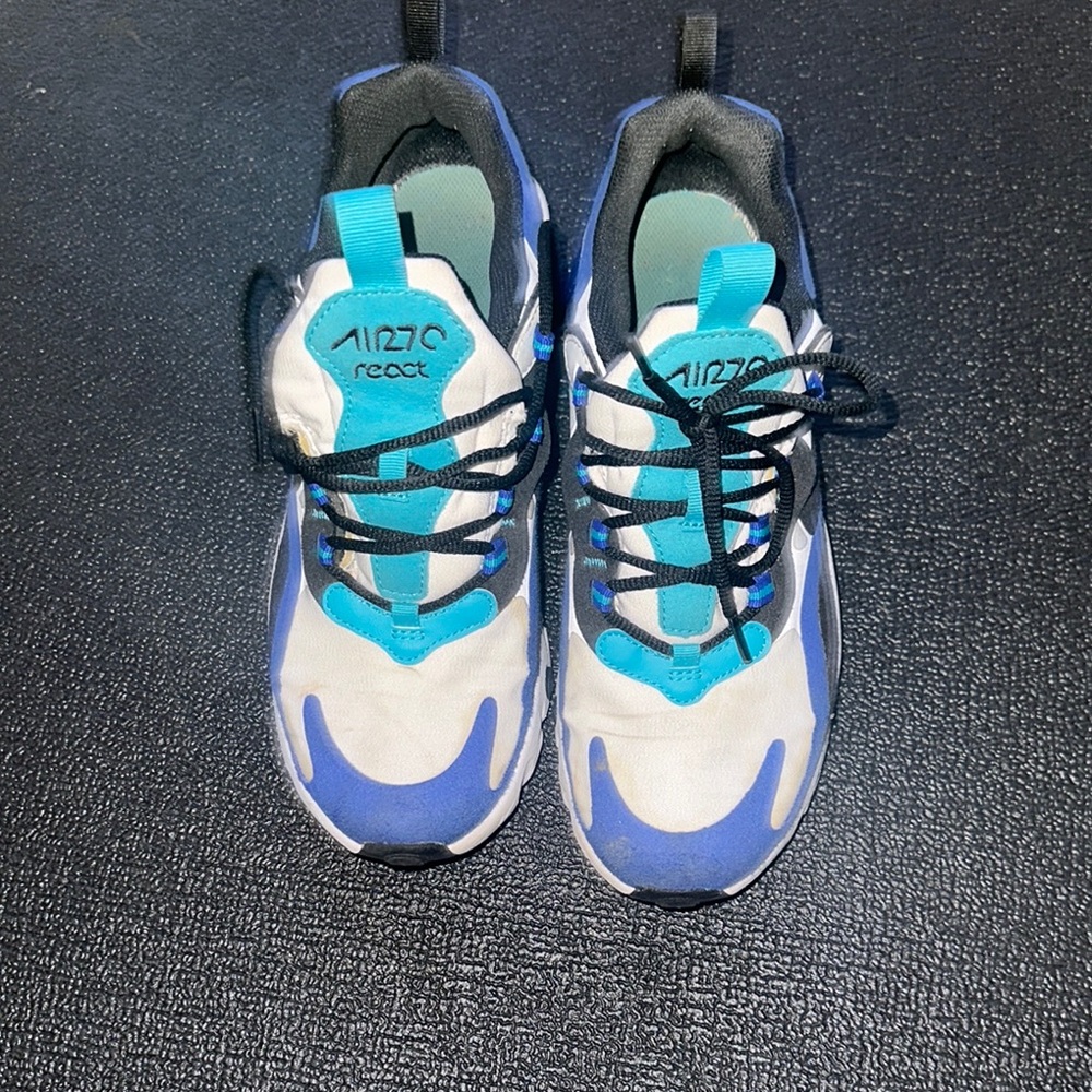 Air 270 React
